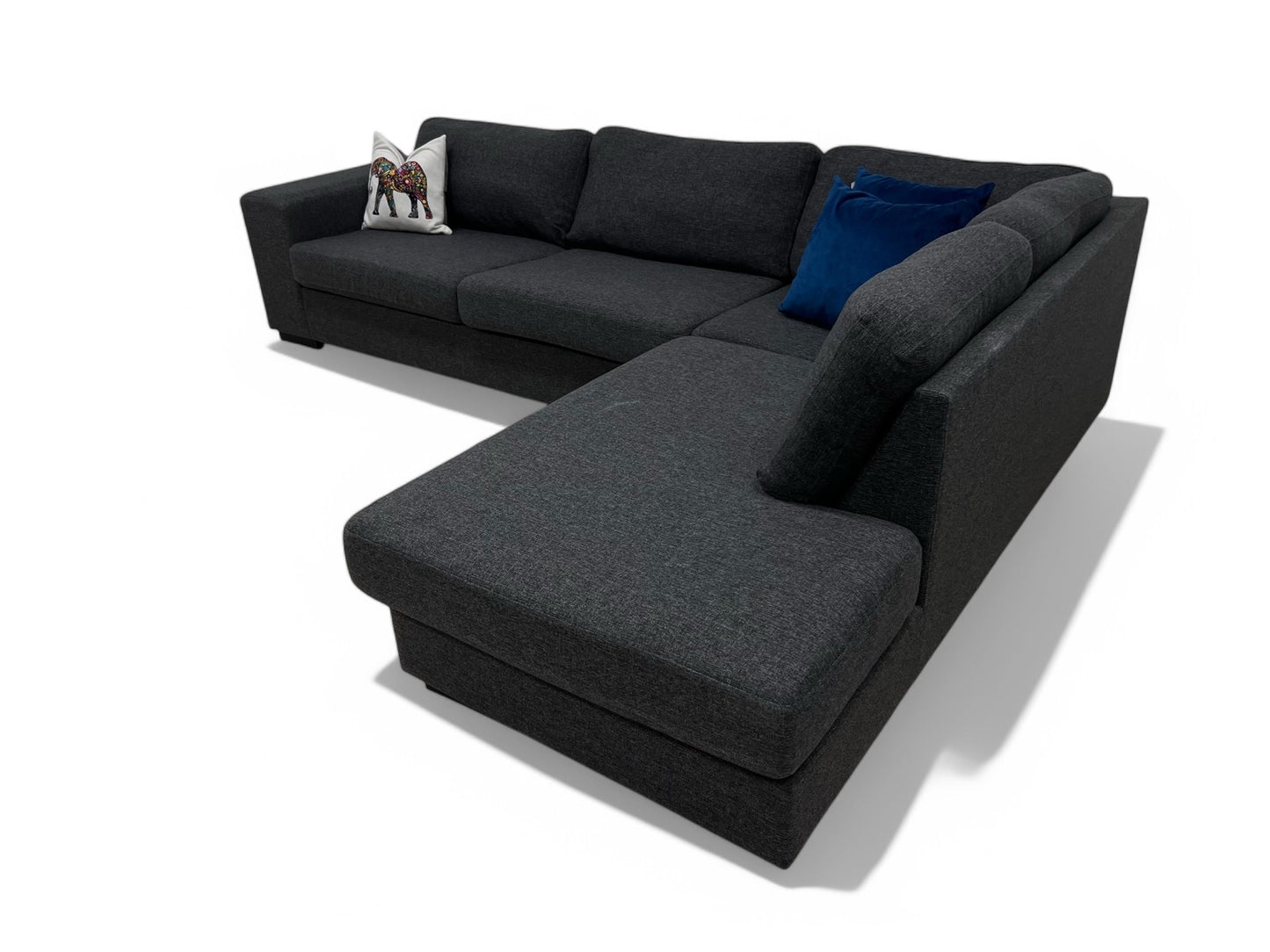 Nyrenset og komfortabel Bohus design hjørnesofa