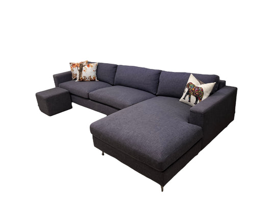 Nyrenset Bolia Skandinavia design hjørnesofa m pall