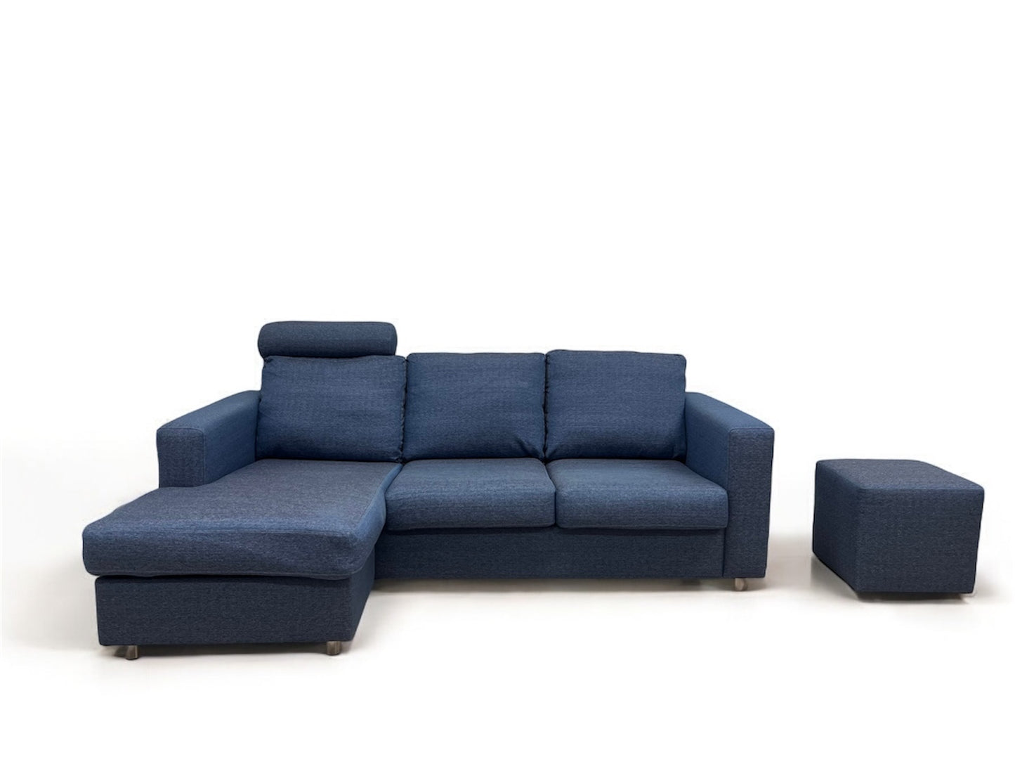 Nyrenset og liten Skeidar design hjørnesofa m pall