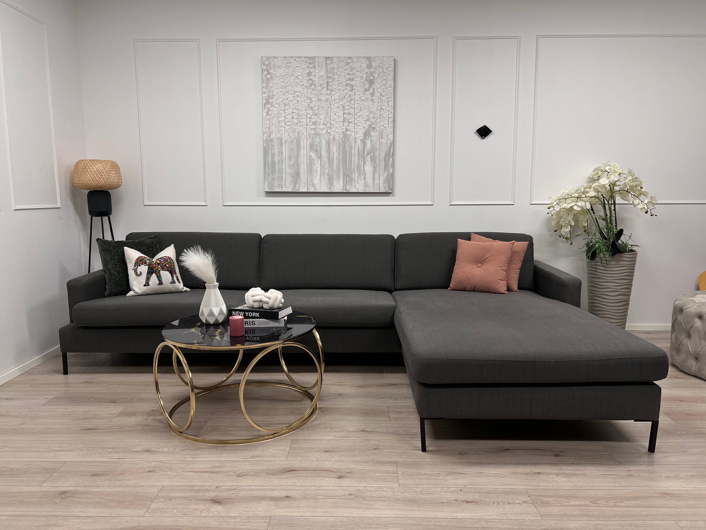 Nyrenset Sixbondstreet Crosby design hjørnesofa med sjeselong