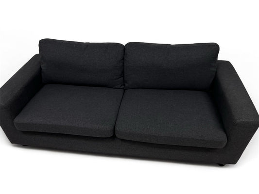 Nyrenset Hjort Knudsen 3 og 2 seter design sofaer