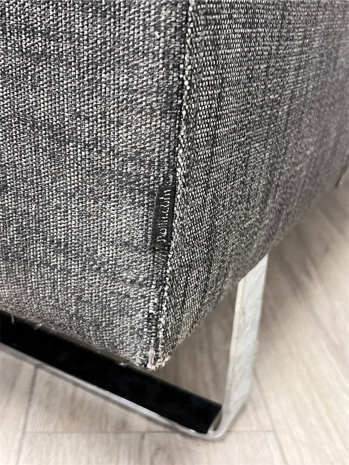 Nyrenset godt brukt Bolia Seville 3 seter design sofa
